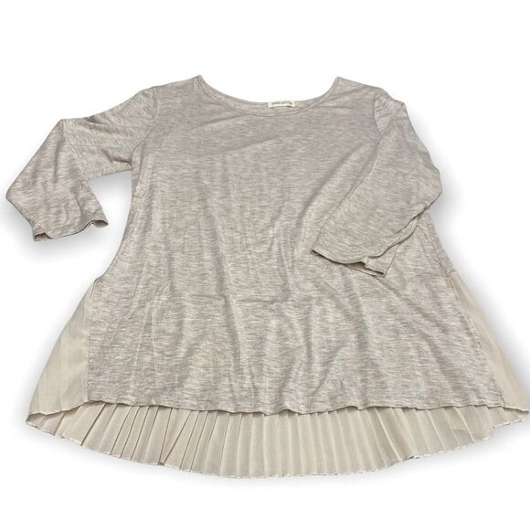 Pebble and Stone with Pleated Ruffle Back size Large - Picture 1 of 5